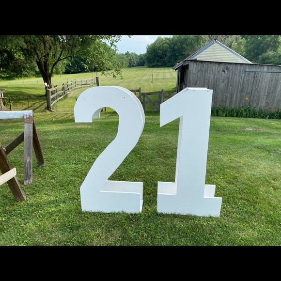 21 Wooden Numbers! - Picture 1 of 1